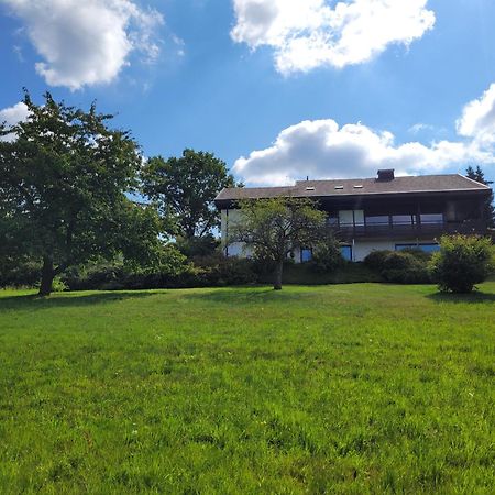 Komfort-Ferienwohnung Auf Der Eulenburg Grafengehaig Luaran gambar